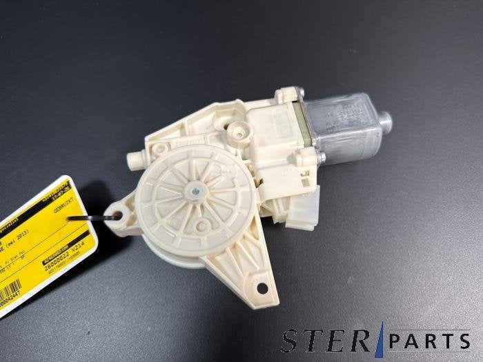 Moteur de vitre portière d'un Mercedes A-Klasse, Autos : Pièces & Accessoires, 3 mois de garantie, Utilisé, -, -
