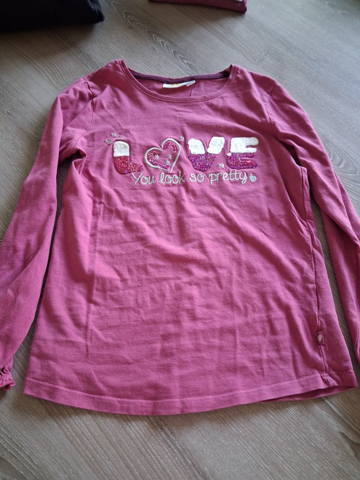 longsleeve 134, Enfants & Bébés, Enlèvement ou Envoi, Utilisé, Fille, Chemise ou À manches longues