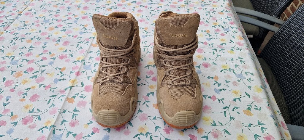 LOWA wandelschoenen - NIEUW maat 39-40, Ophalen, Nieuw, Schoenen