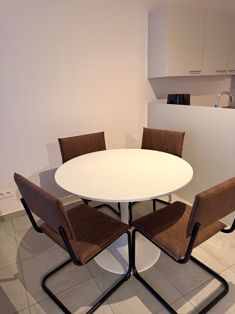 Eetkamer set te koop!, Ophalen, Gebruikt, 4 tot 6 stoelen