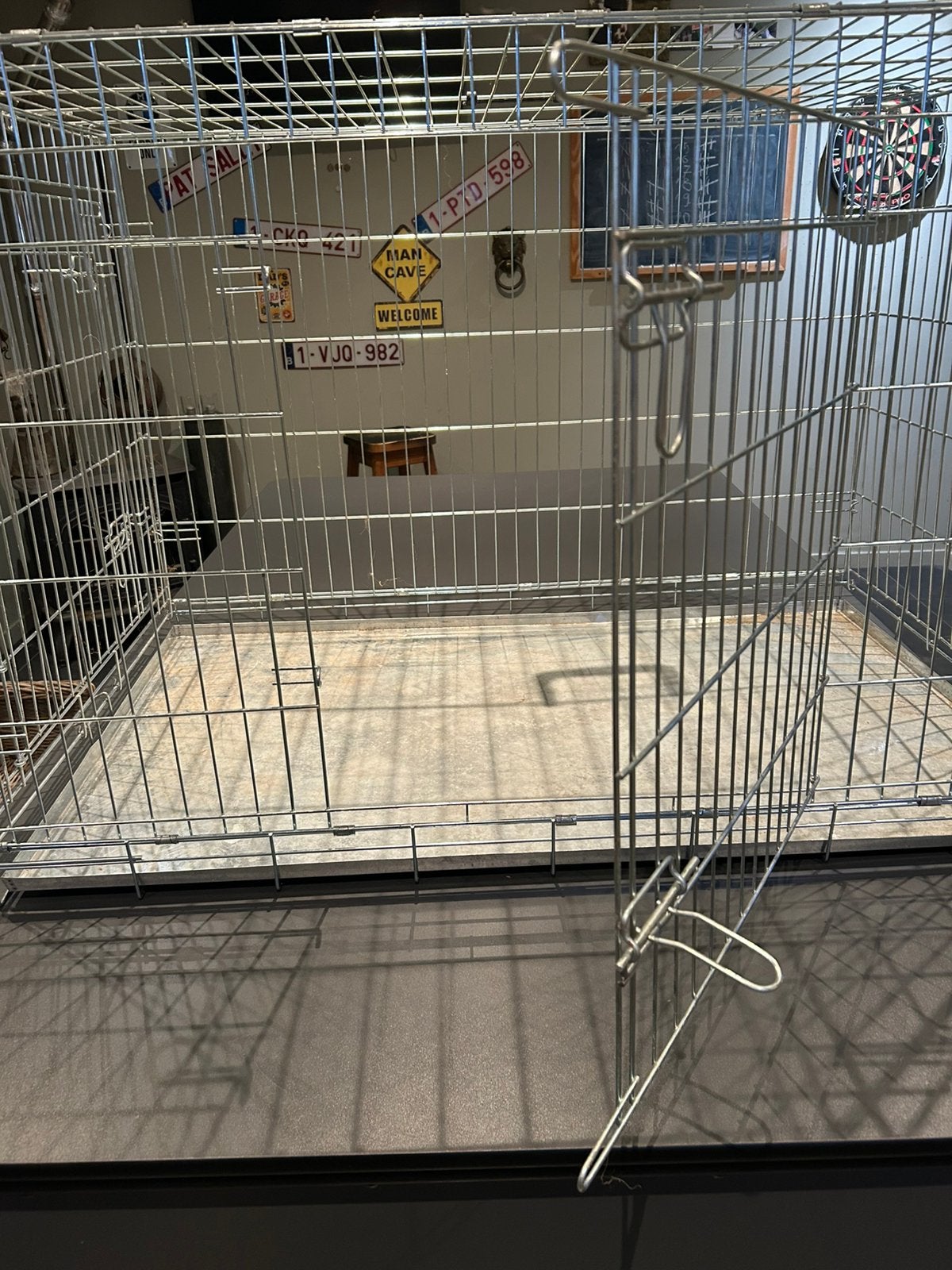 Honden bench, Dieren en Toebehoren, Ophalen, Zo goed als nieuw