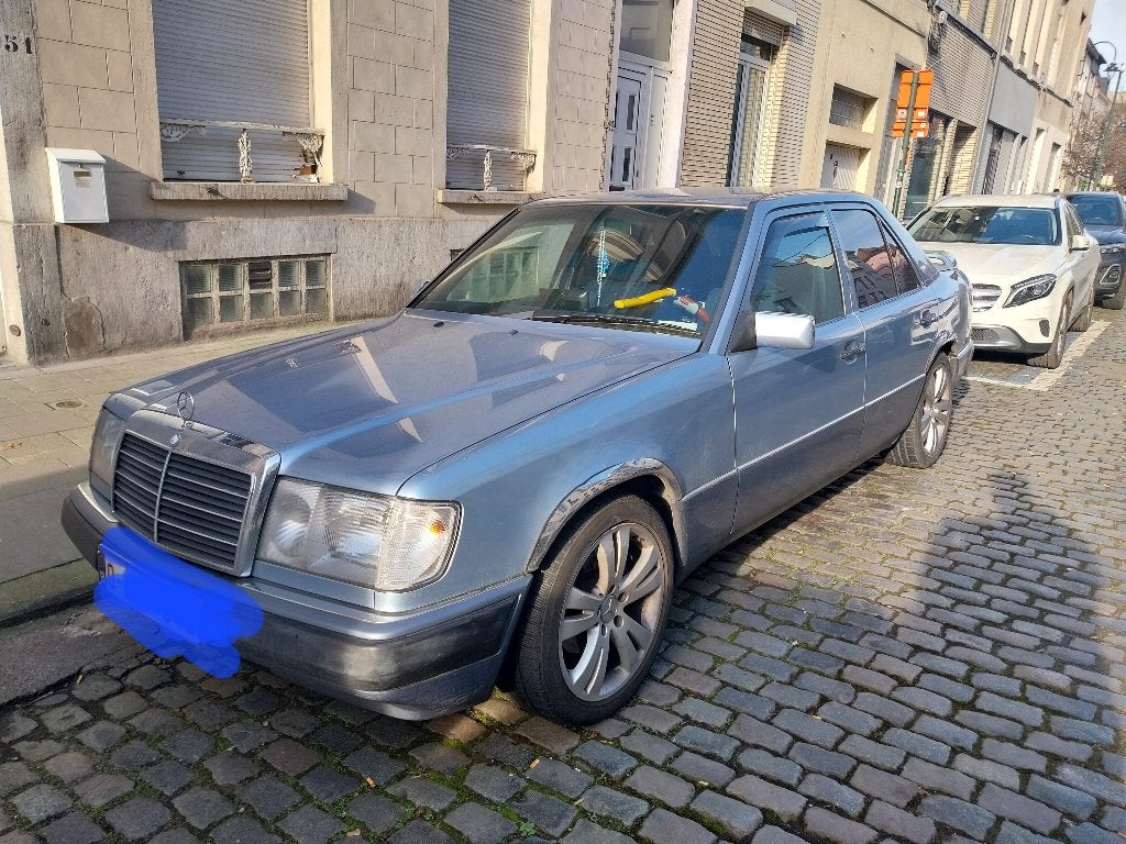 Mercedes-Benz 124, Autos, Achat, Bleu, Automatique, Particulier