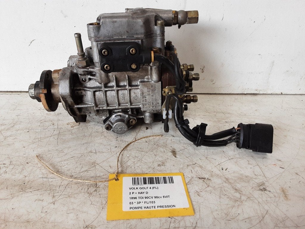 POMPE HAUTE PRESSION Volkswagen Golf IV (1J1) (038130107D), Volkswagen, Volkswagen AG, Utilisé, Kundenbetreuung@volkswagen.de