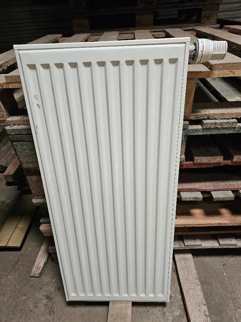 Radiator Henrad Premium 90x40 + beugels, Ophalen, Minder dan 60 cm, Radiator, 80 cm of meer