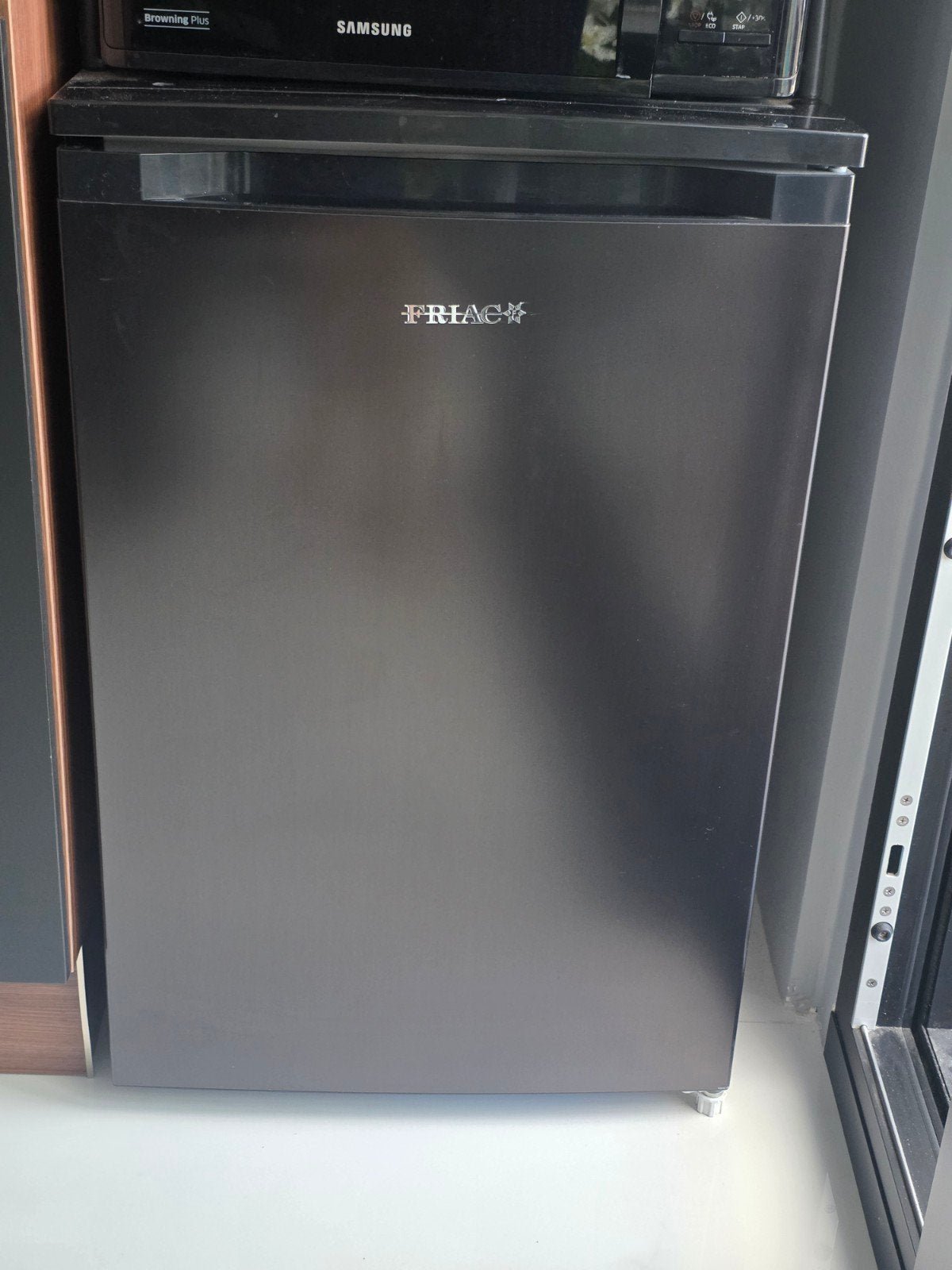 Diepvriezer 85l Friac, Ophalen