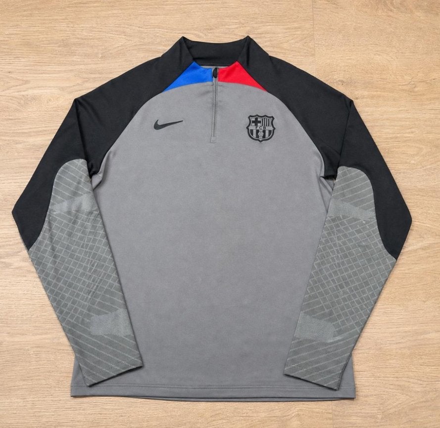 Pull Nike Barcelona taille M, Enlèvement ou Envoi, Comme neuf, Taille 48/50 (M)