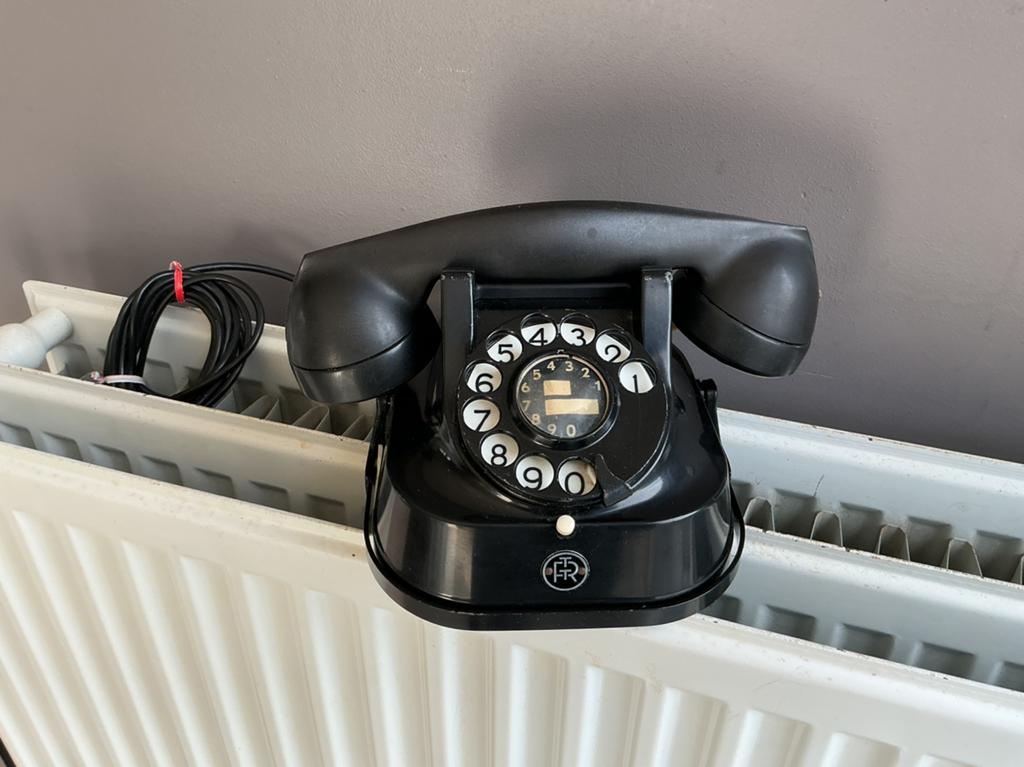 Téléphone filaire vintage, Telecommunicatie, Vaste telefoons | Niet Draadloos, Ophalen of Verzenden, Niet werkend, Bakeliet