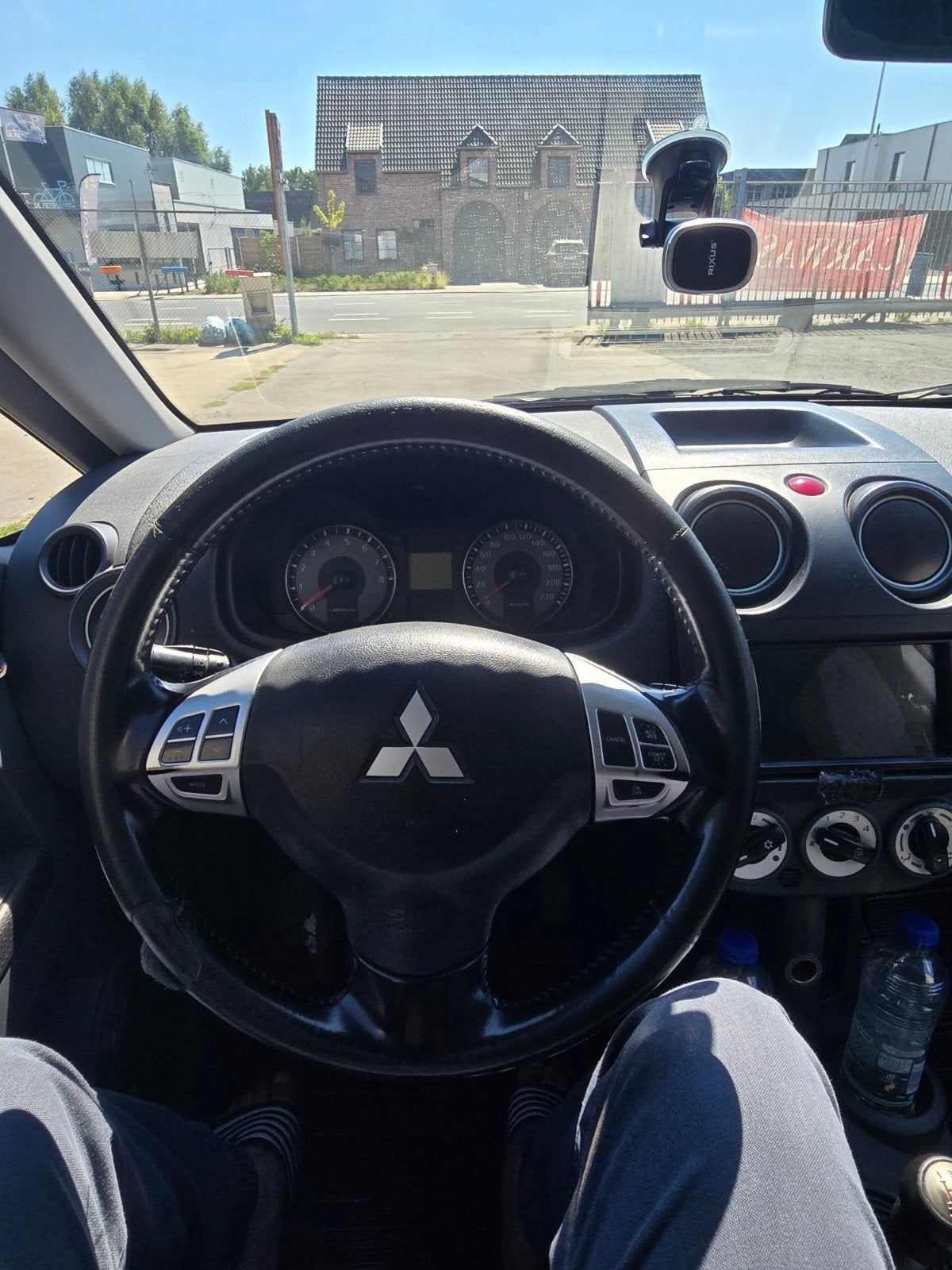 Te koop mitsubishi colt 2009 benzine EXPORT 280 000 km, Auto's, Mitsubishi, Bluetooth, Colt, Particulier, Te koop