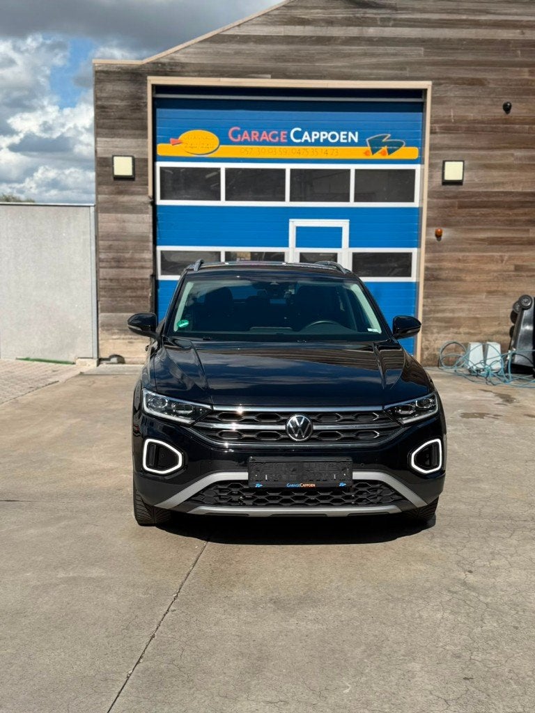 Volkswagen T-Roc, Auto's, Volkswagen, Dealer onderhouden, 1498 cc, 4 cilinders, Alcantara