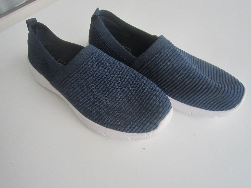 lichte zomerschoenen/sloffen/huis pantoffels, Ophalen