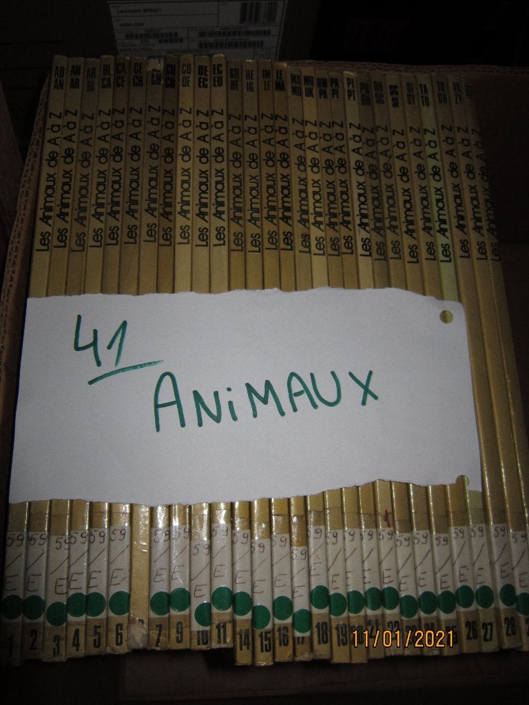 Livres +- 28 livres animaux caisse n41bis adam D, Livres, Enlèvement, Utilisé