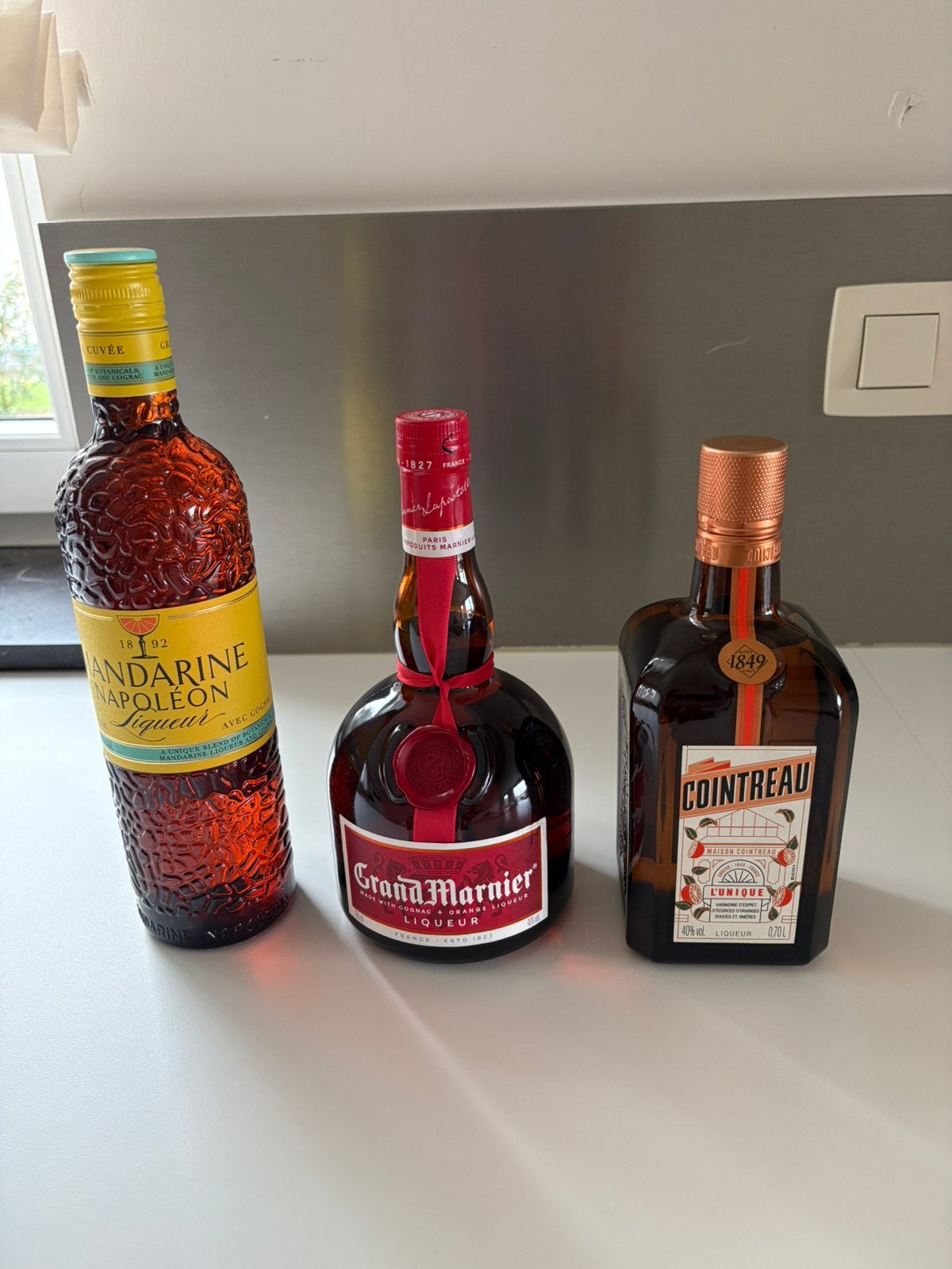 Partij sterke drank te koop, Diversen, Ophalen
