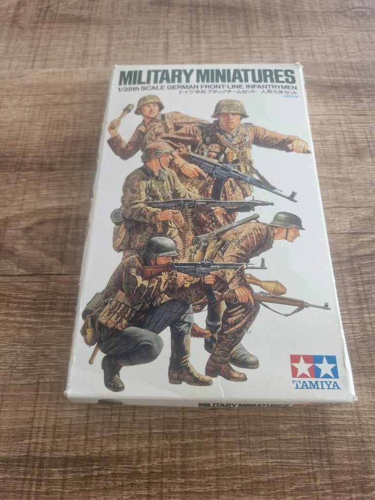 Tamiya 1/35 German Frontline Infantrymen - 2 set dans 1boîte, Enlèvement ou Envoi, Neuf, 1:35 à 1:50, Personnage ou Figurines