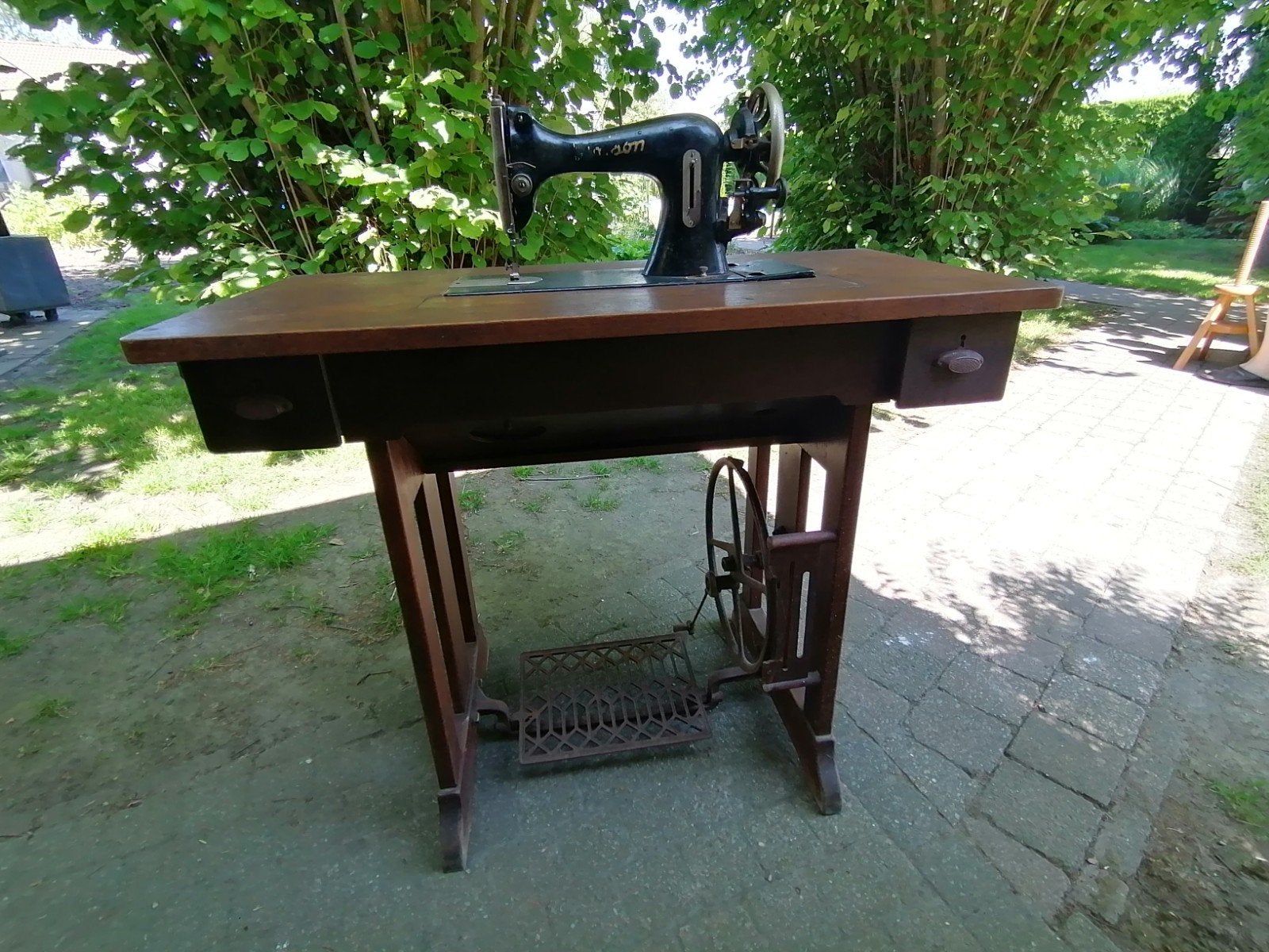 antieke naaimachine, Antiek en Kunst, Ophalen