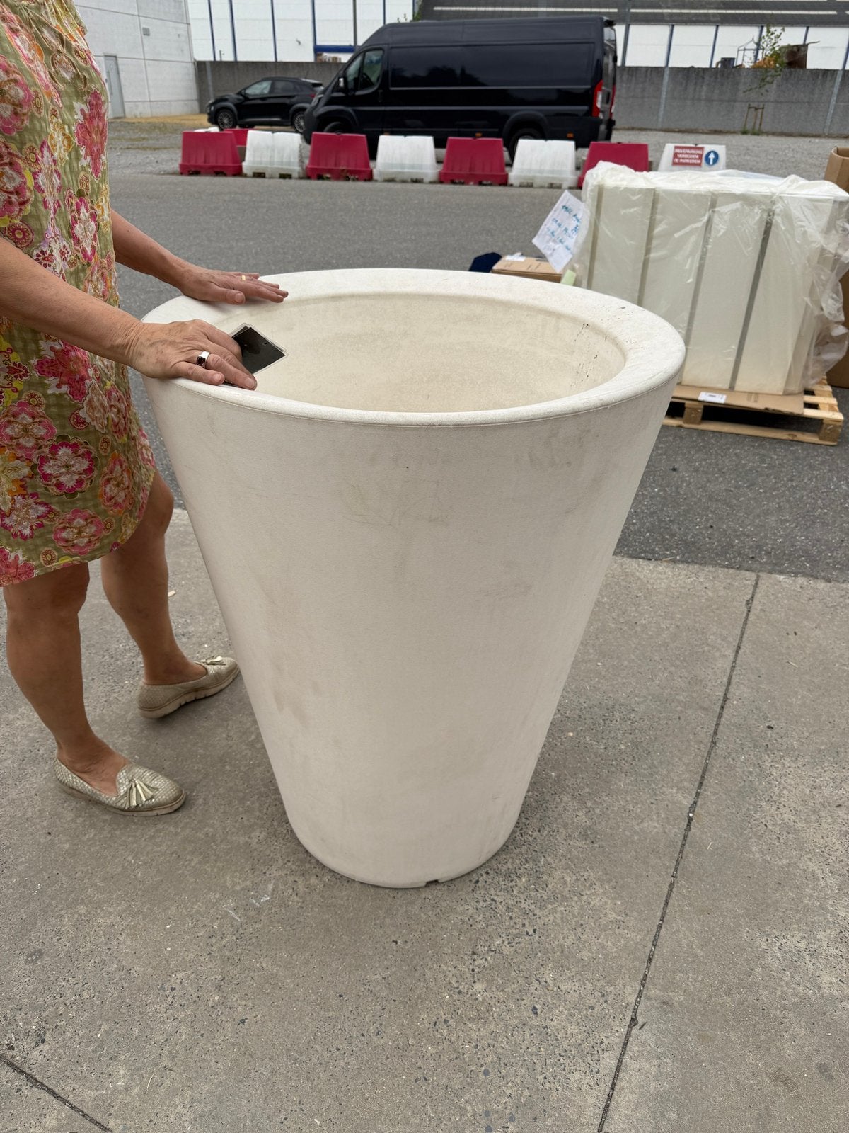 Pot de fleurs de 100 cm de haut en plastique à double paroi, Enlèvement ou Envoi, Comme neuf, Synthétique