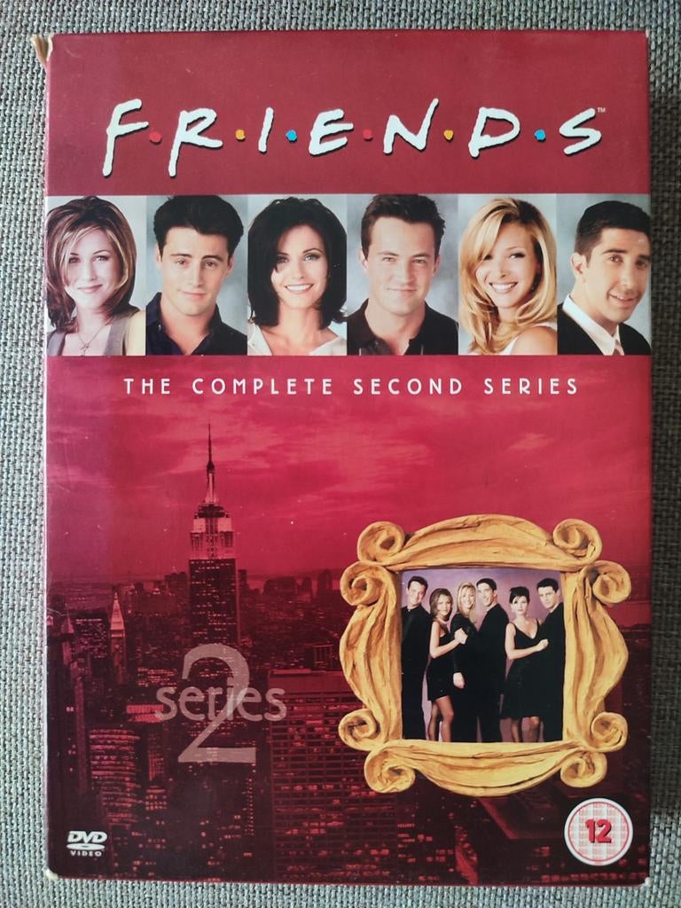 3-DVDbox : FRIENDS  complete seizoen 2  (episodes 1 - 24), Ophalen of Verzenden, Zo goed als nieuw