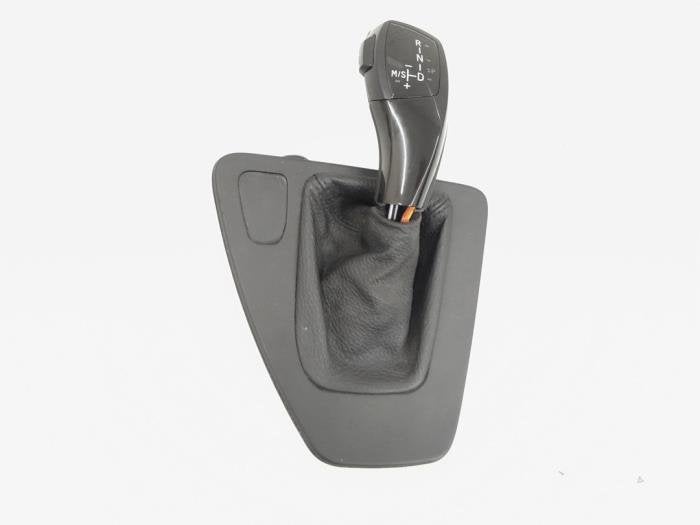 Enveloppe levier de vitesse d'un BMW 3-Serie, -, 3 mois de garantie, Utilisé, -
