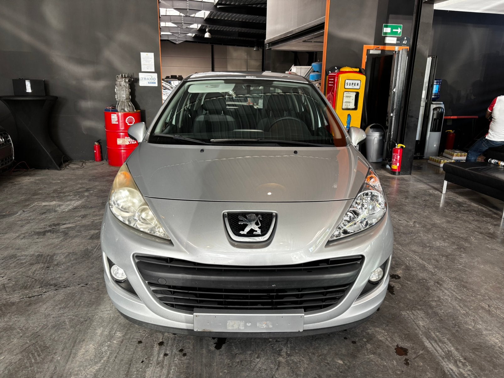 Peugeot 207 1.4i acces/12 mois de garantie/84 156km, Autos, Peugeot, Euro 5, Achat, 4 portes, Entreprise