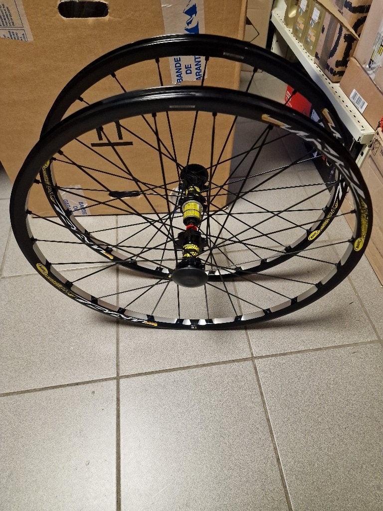 MAVIC CROSS TRAIL DISC 26*, Neuf, Enlèvement, Aluminium, Roue