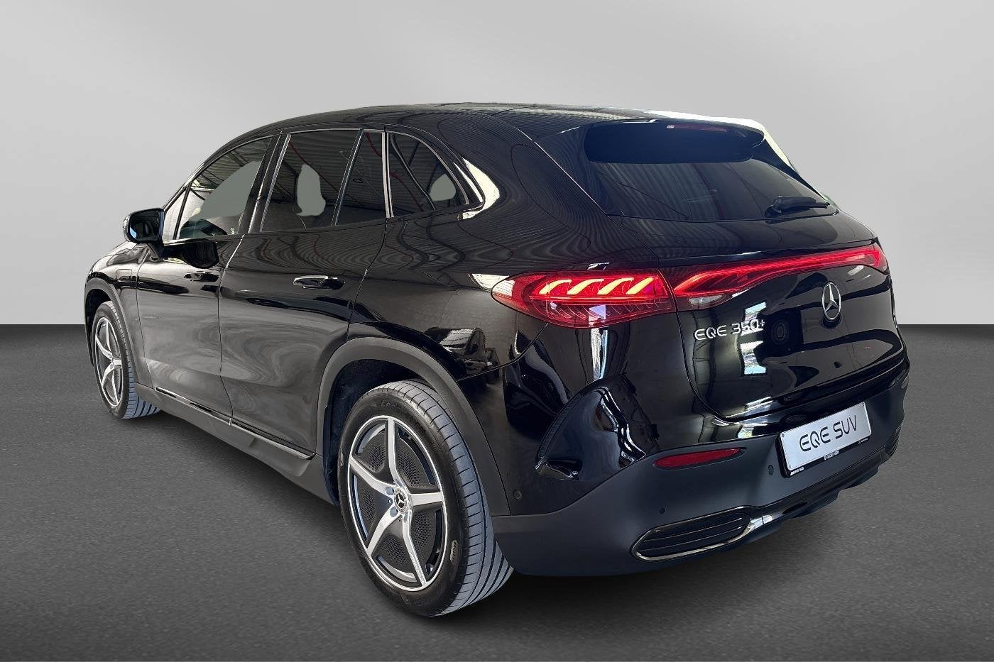 Mercedes-Benz EQE SUV 350+ AMG Line, Auto's, Automaat, Zwart, 96 kWh, 5 zetels