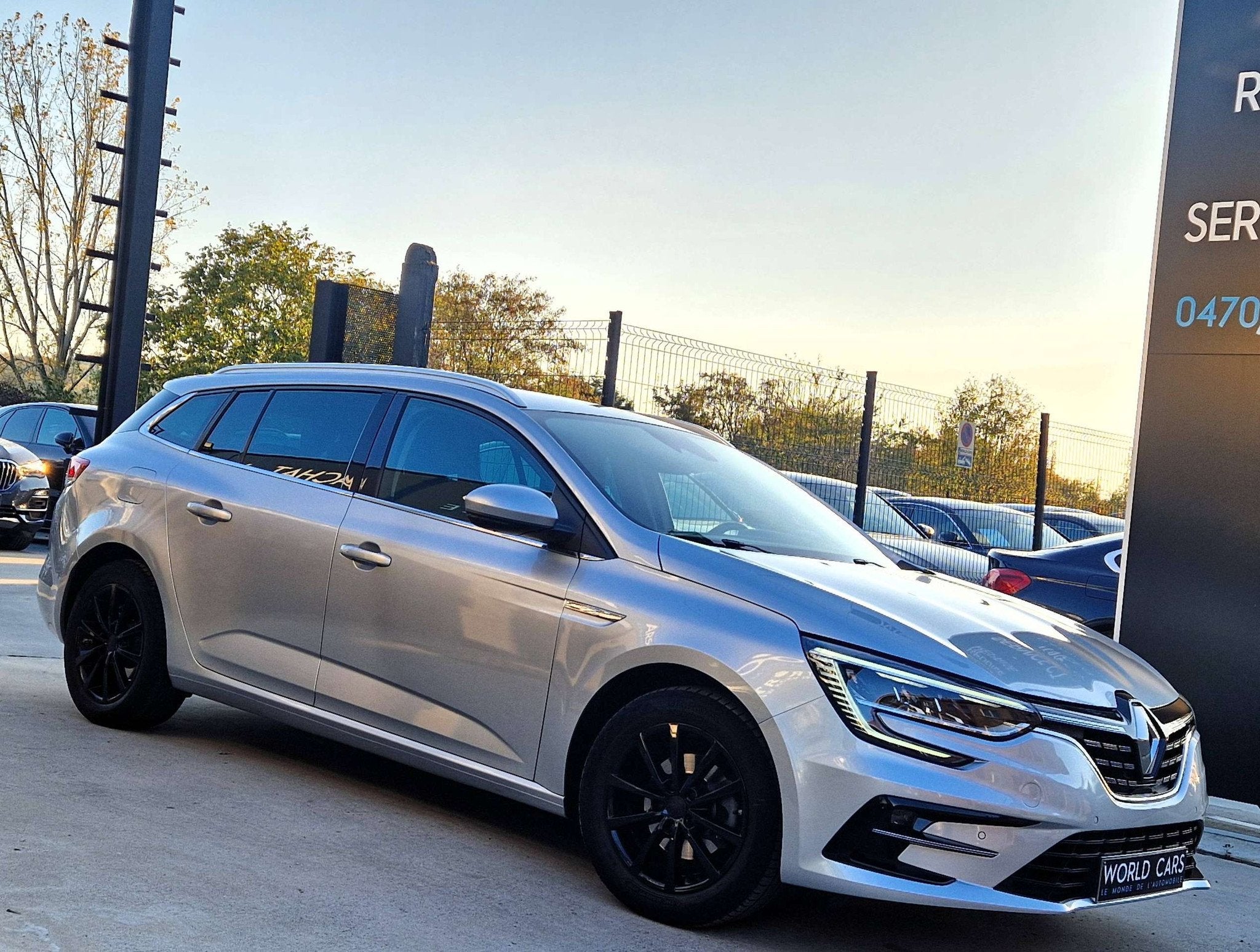Renault Mégane 1.5 dCi Break - FULL LED - CUIR - NAVI - APP, Autos, Cuir, Argent ou Gris, Achat, Euro 6