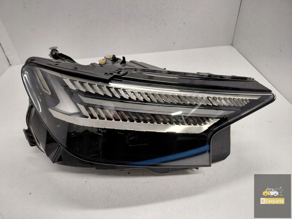 89A941036 Audi Q4 89A Matrix rechterlamp, Gebruikt, AUDI AG, Auto-Union-Strasse 1
85045  Ingolstadt, DE, Audi