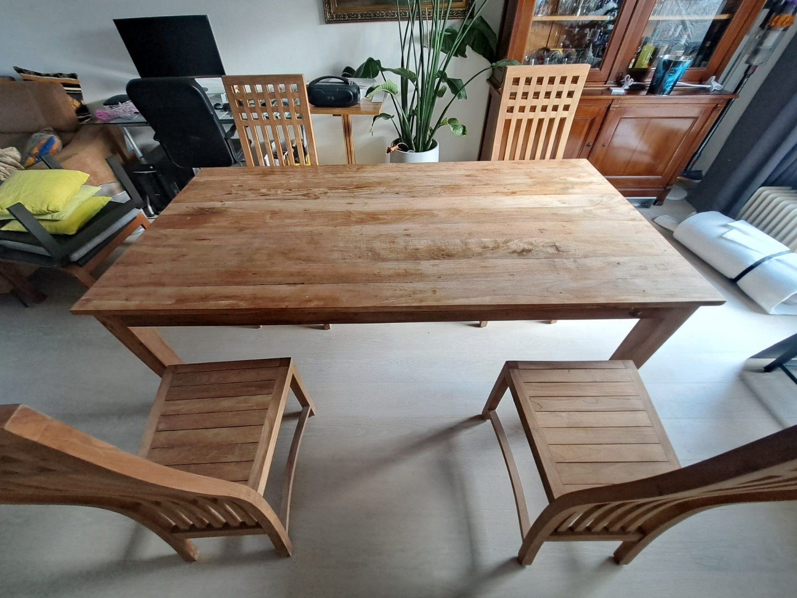 Tafel en 4 stoelen in Teak hout, Enlèvement, Comme neuf