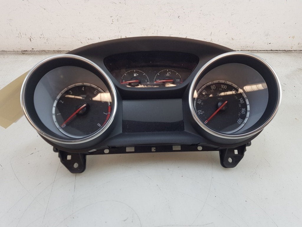INSTRUMENTS DE BORD Opel Astra K Sports Tourer (|39179174|), Autos : Pièces & Accessoires, Utilisé, Opel