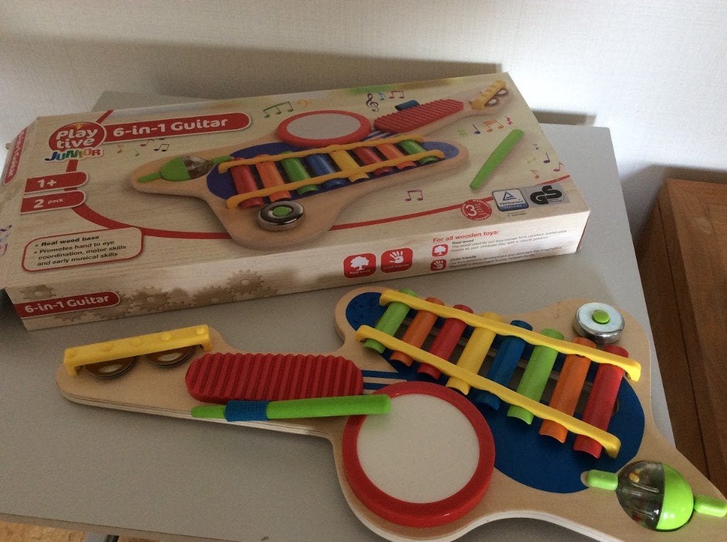 gitaar voor peuter, Ophalen, Zo goed als nieuw