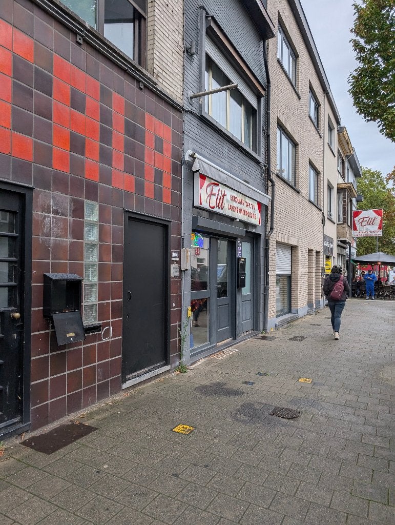 Winkel / kantoor / horeca te huur – regio Dampoort, Gent, 100 m², Huur, Winkelruimte
