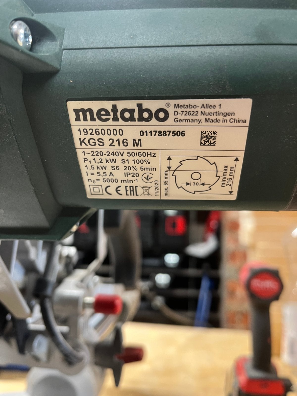 Metabo afkortzaag KGS 216 M, Ophalen, Zo goed als nieuw, Afkortzaag