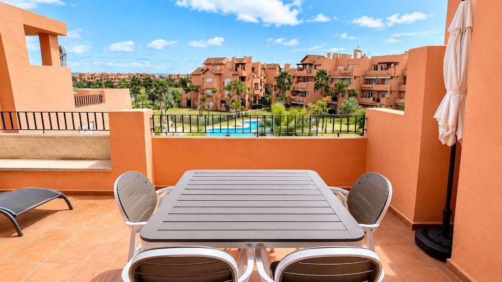 SUPERBE APPARTEMENT DANS UN GOLF, Immo, 85 m², 2 pièces, Appartement, Espagne