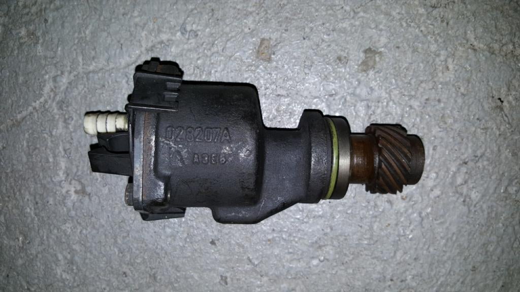 Vacuumpomp Volkswagen Golf 1.9 TD 1995, Auto-onderdelen, Ophalen of Verzenden, Volkswagen