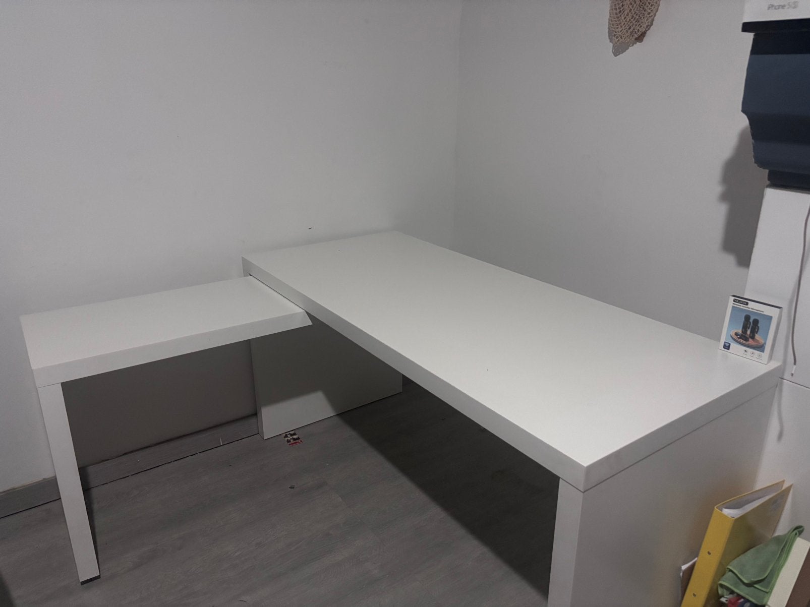 IKEA bureau 151x65cm met uitrekbaar blad, Ophalen, Zo goed als nieuw, IKEA