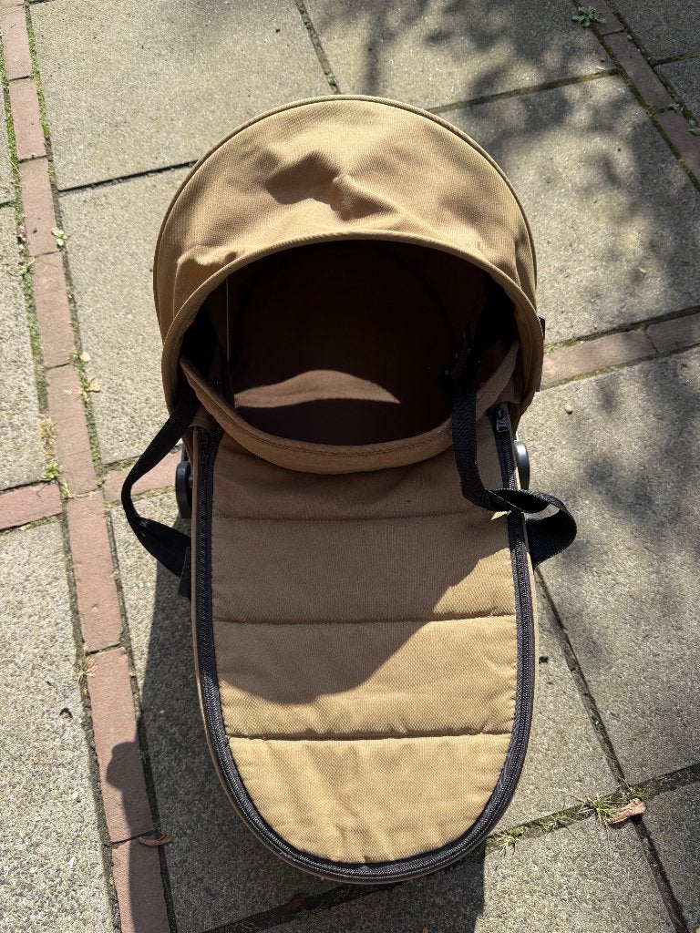 Babyzen YOYO Bassinet - reiswieg - Taupe, Kinderen en Baby's, Ophalen, Zo goed als nieuw
