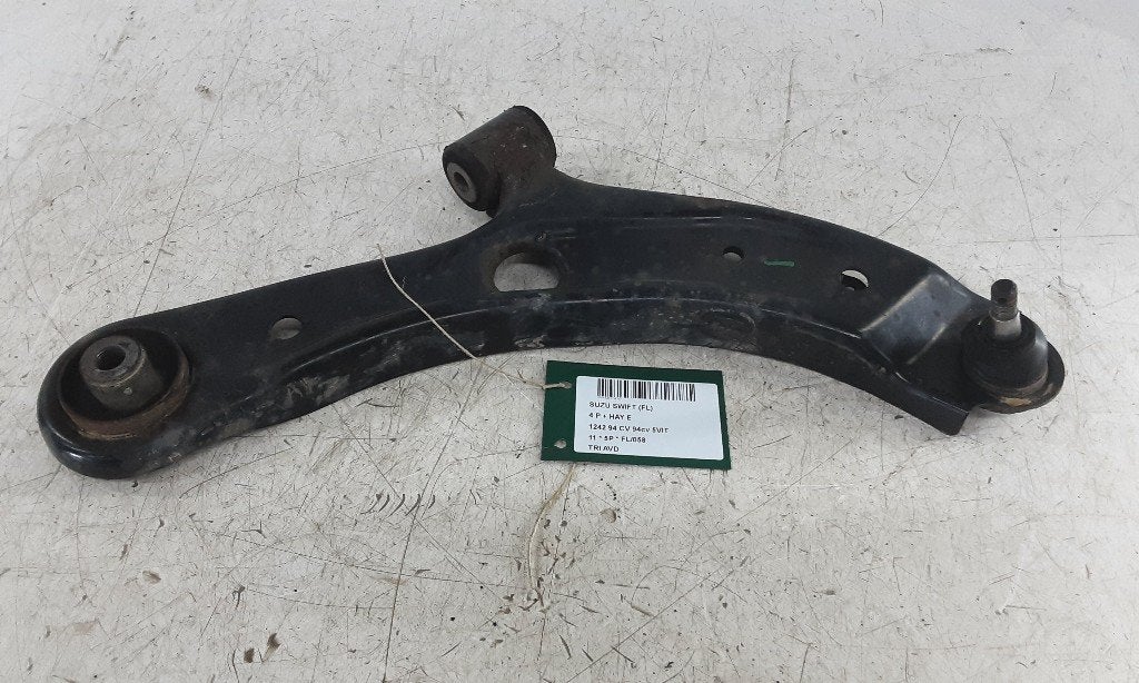 BRAS DE SUSPENSION AVANT DROIT (TRIANGLE) Suzuki (H01SP), Suzuki-Allee 7
64625  Bensheim, DE, Suzuki Deutschland GmbH, Kontakt@suzuki.de