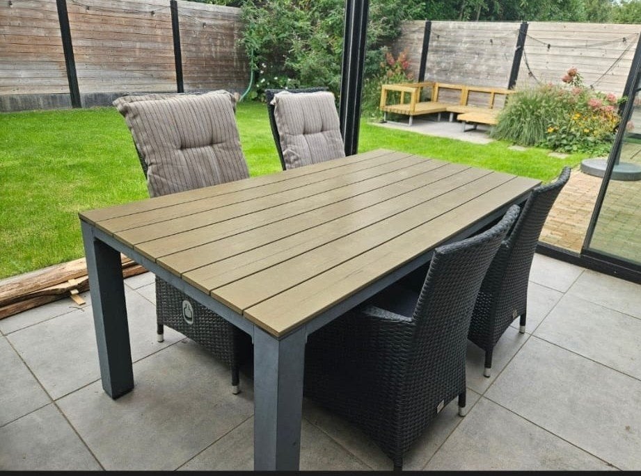 Tuinset Bois le Dus: tafel met 4 stoelen (2 verstelbaar), Jardin & Terrasse, Table à dinner, Salons de jardin, Aluminium, Utilisé