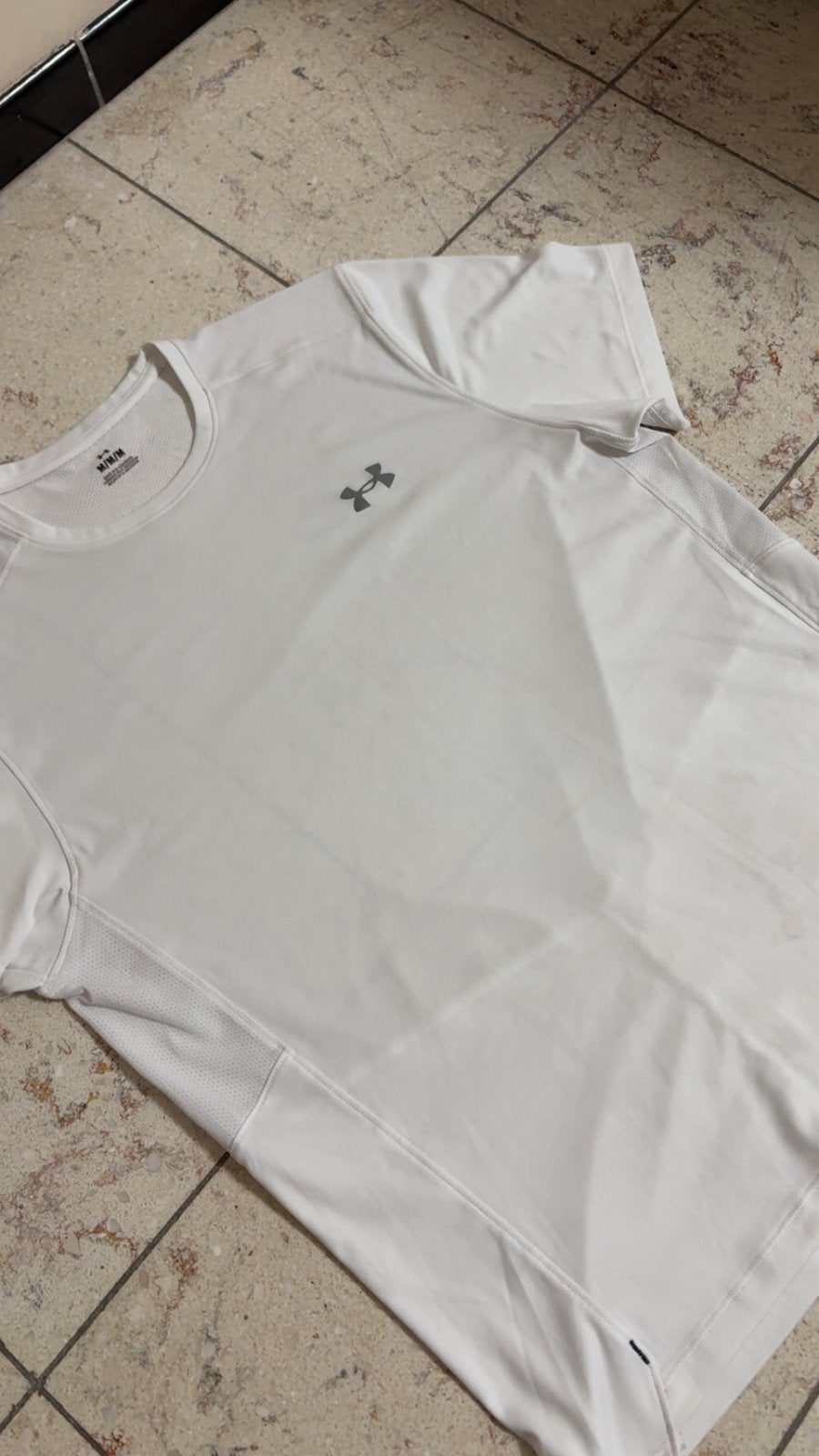 Tshirt under armour taille M, Enlèvement, Comme neuf, Blanc