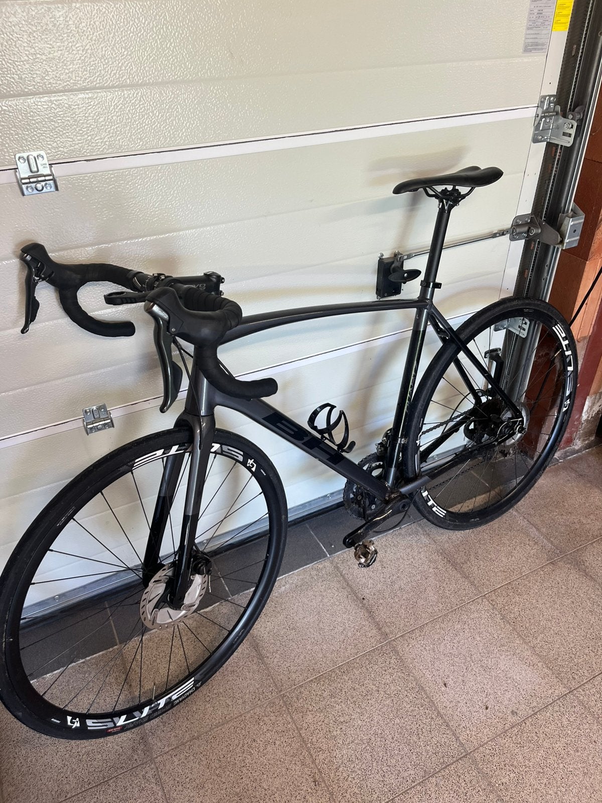 Fiets BH quartz disc, Fietsen en Brommers, Fietsen | Racefietsen, Zo goed als nieuw, Aluminium, Ophalen