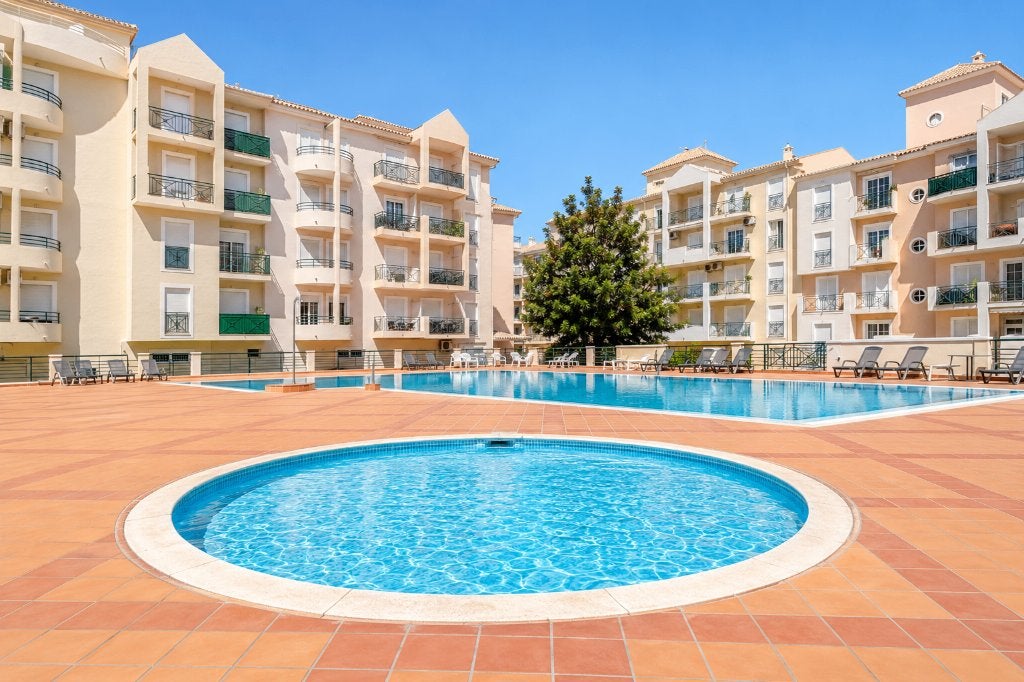 Vakantieappartement Algarve | Zwembad | 2 en-suite badkamers, 2 slaapkamers, Algarve, Appartement, Stad