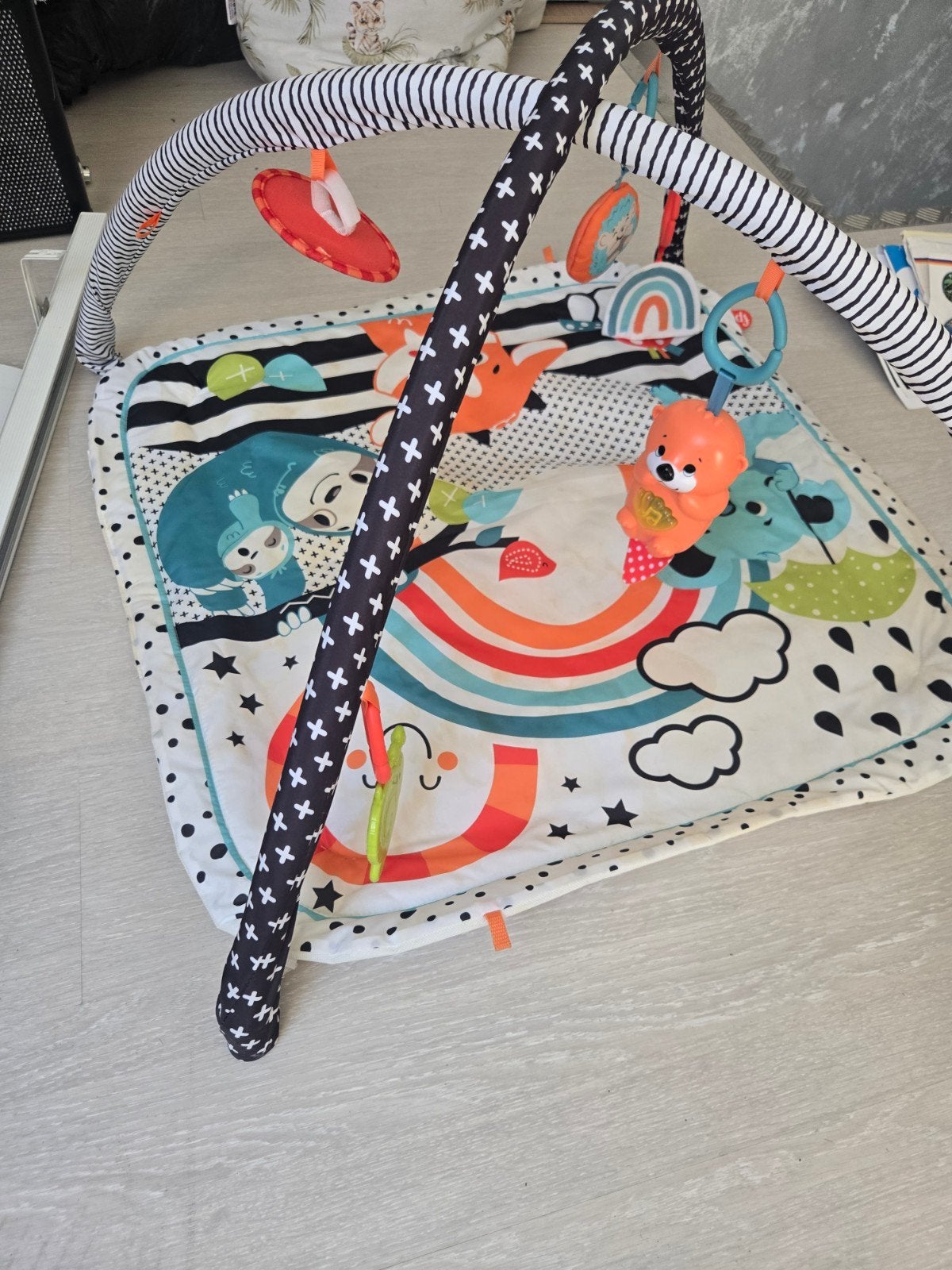 Tapis d'eveil, Enlèvement