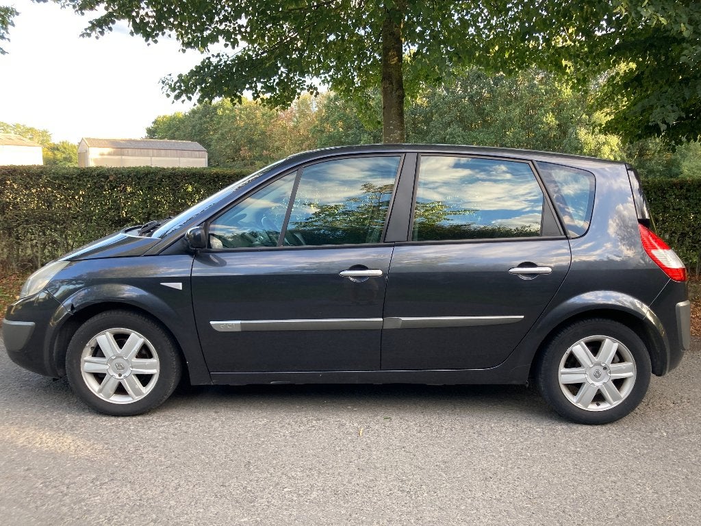 Renault Scenic II 1.5 dci 187 000 km 04/2005, Argent ou Gris, Achat, 135 g/km, 1415 kg