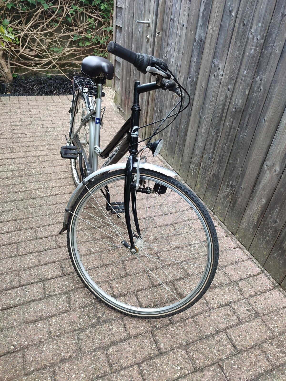 Dames en heren fiets, Ophalen