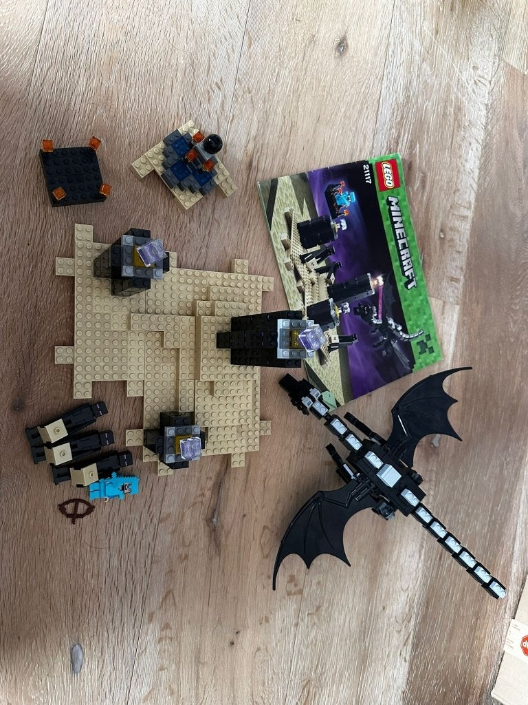 Lego minecraft set the end, Ophalen of Verzenden, Zo goed als nieuw