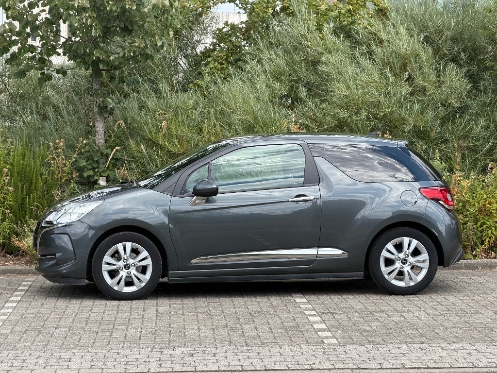 Climatiseur DS Automobiles DS 3 DS 3 1.2i PureTech Be Chic, Argent ou Gris, Achat, Entreprise, Boîte manuelle