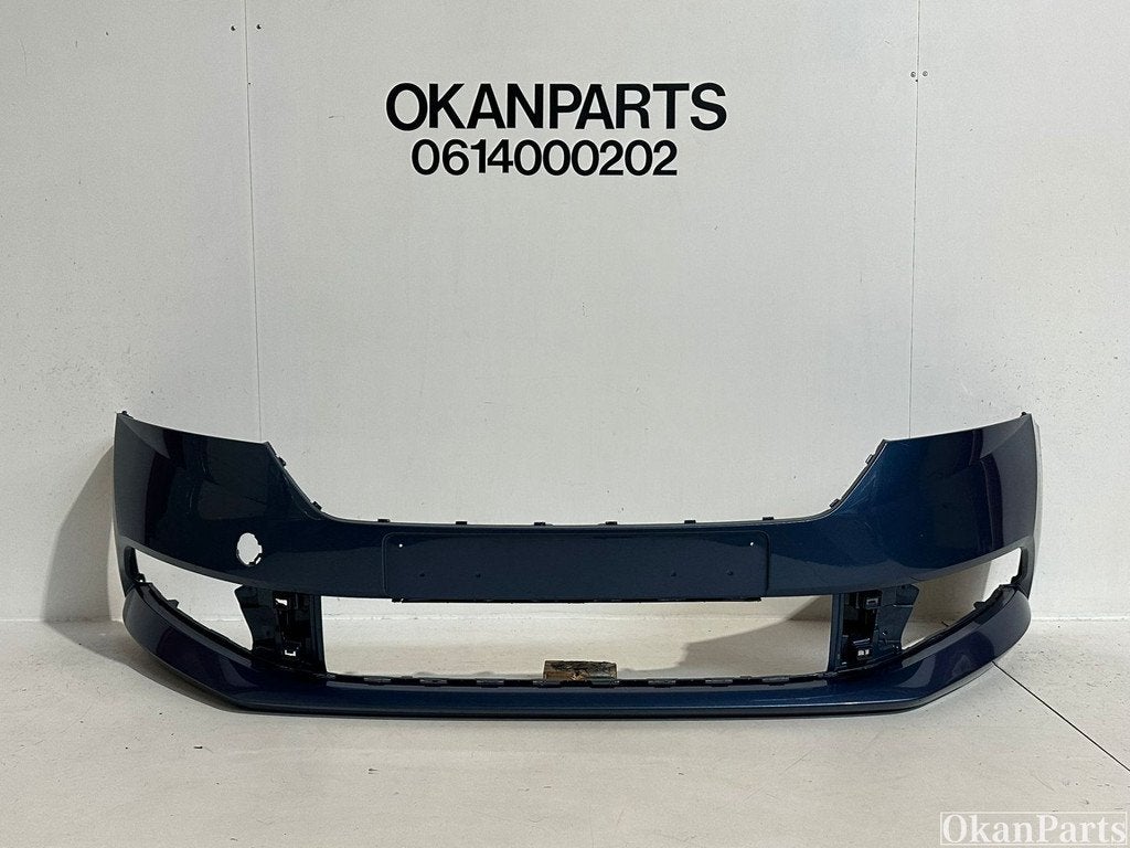 Skoda Fabia III Facelift voorbumper 6V0807221F, Gebruikt, Voor, Skoda, Bumper