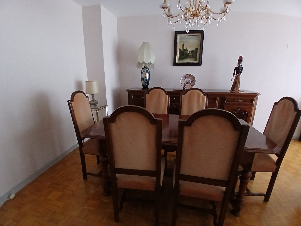 Eetkamer in notelaar, Huis en Inrichting, Ophalen
