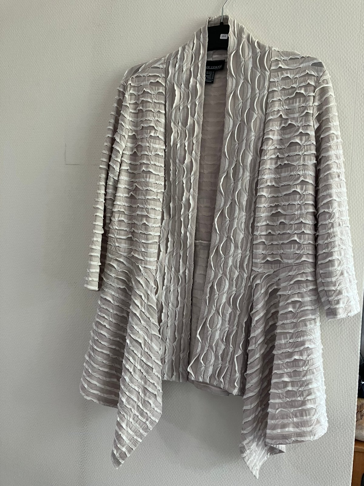 Vestje/Cardigan, maat 40, nieuwstaat., Vêtements | Femmes, Pulls & Gilets, Enlèvement ou Envoi, Comme neuf, Taille 38/40 (M)