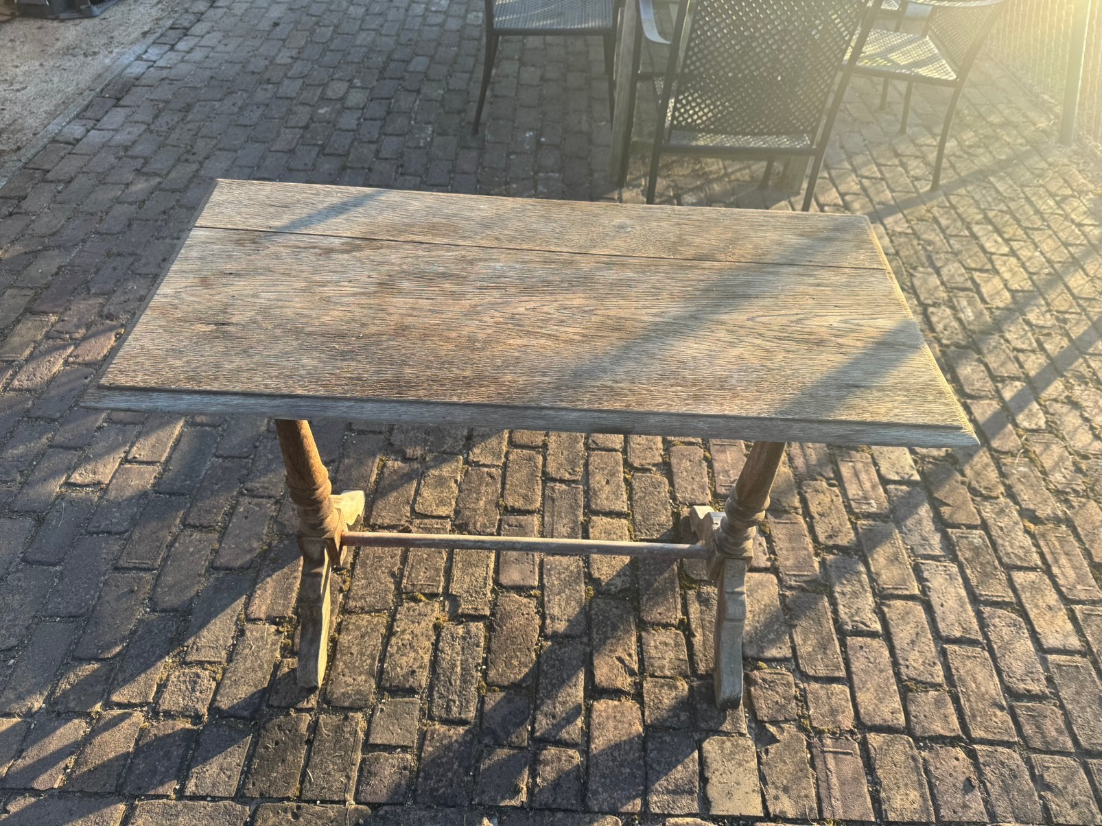 Mooie tafel, gezandstraald.  kan zowel binnen als buiten, Ophalen