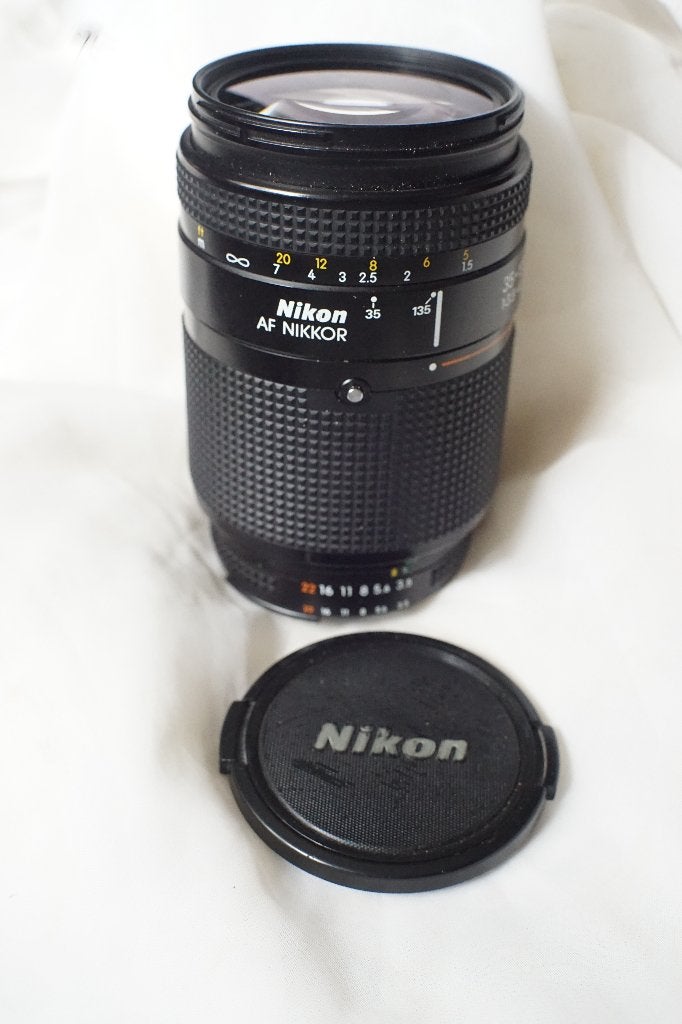 NIKON 35-135 mm 3,5-4,5 AF ZOOM voor alle Nikon „F” reflex, Audio, Tv en Foto, Ophalen of Verzenden, Gebruikt, Spiegelreflex, Nikon